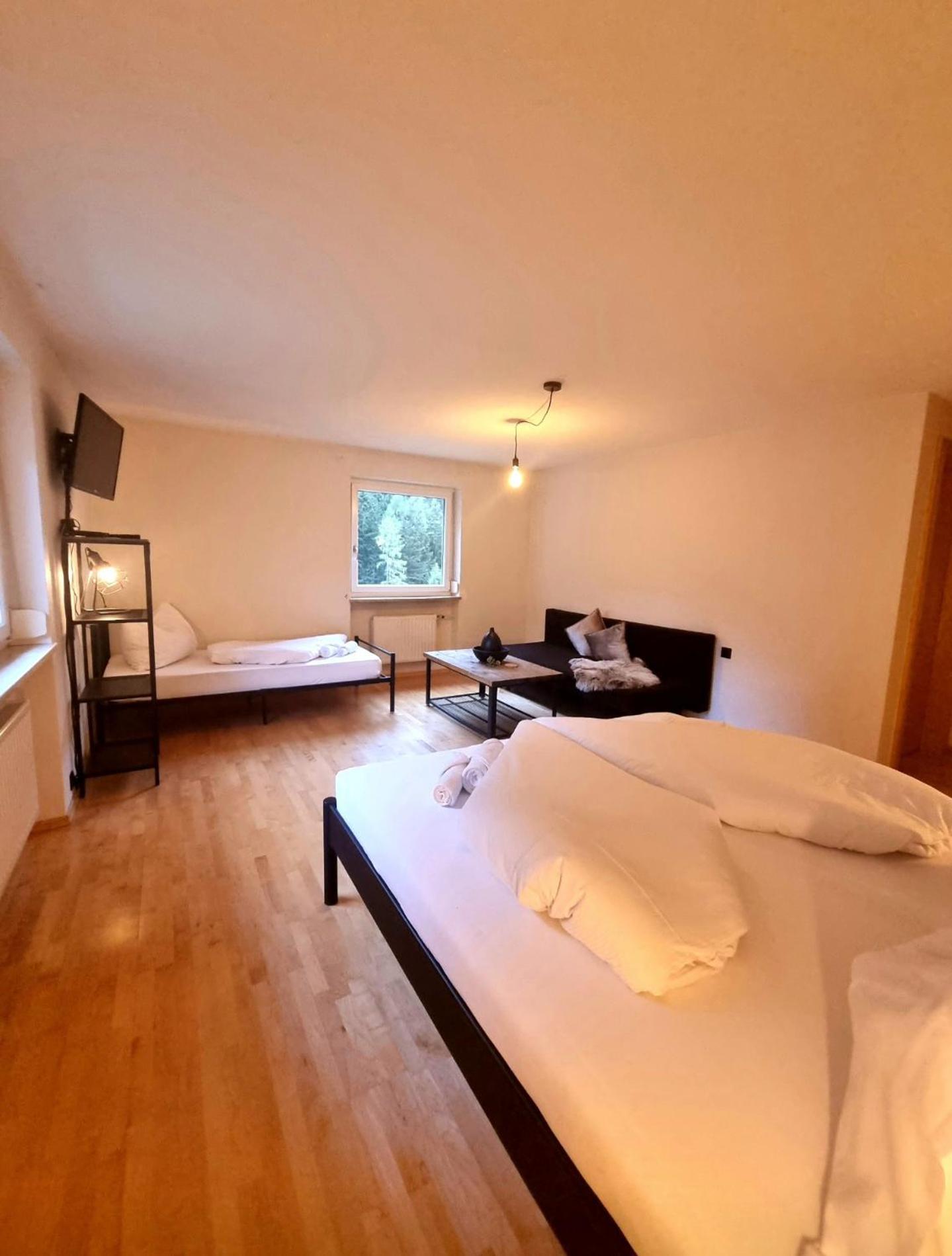 Haus Marinus Bed & Breakfast Йерценс Стая снимка